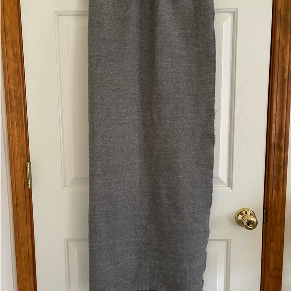 Italian Shaw - Picture 3 of 4